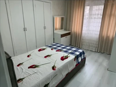 3-комн. квартира, 2 этаж, 90м², 8мкр — миниатюра 1