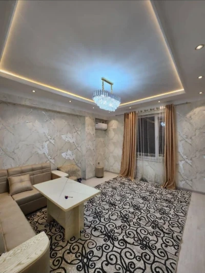 2-комн. квартира, 7 этаж, 65м², 19мкр — миниатюра 2