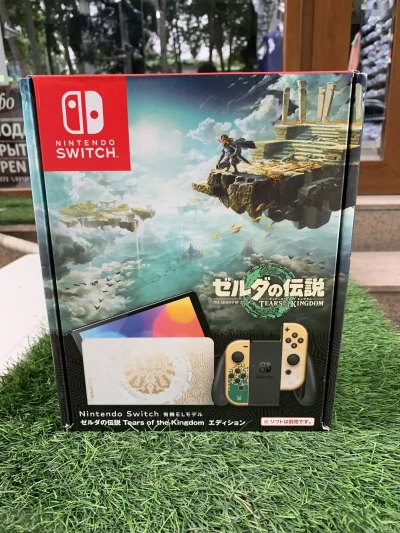 Игровая приставка Nintendo Switch OLED — миниатюра 1