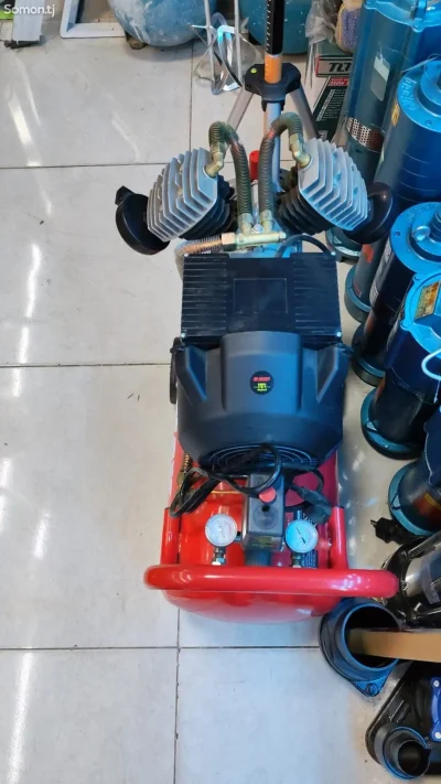 Компрессор D-Max 50Л — миниатюра 2