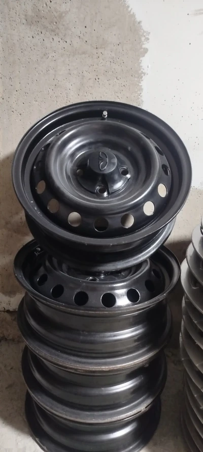 Штамповый диск R14 — миниатюра 3