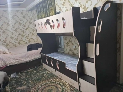Двухъярусная кровать
