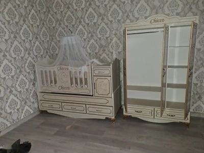 Колыбель со шкафом — миниатюра 1