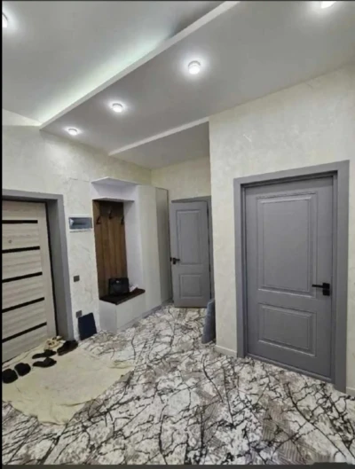 2-комн. квартира, 3 этаж, 80м², 13мкр — миниатюра 10
