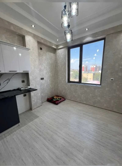 2-комн. квартира, 5 этаж, 55м², 20 мкр — миниатюра 5