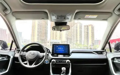 Toyota RAV 4, 2021