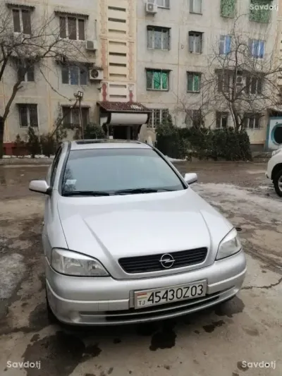 Opel Astra j 1998