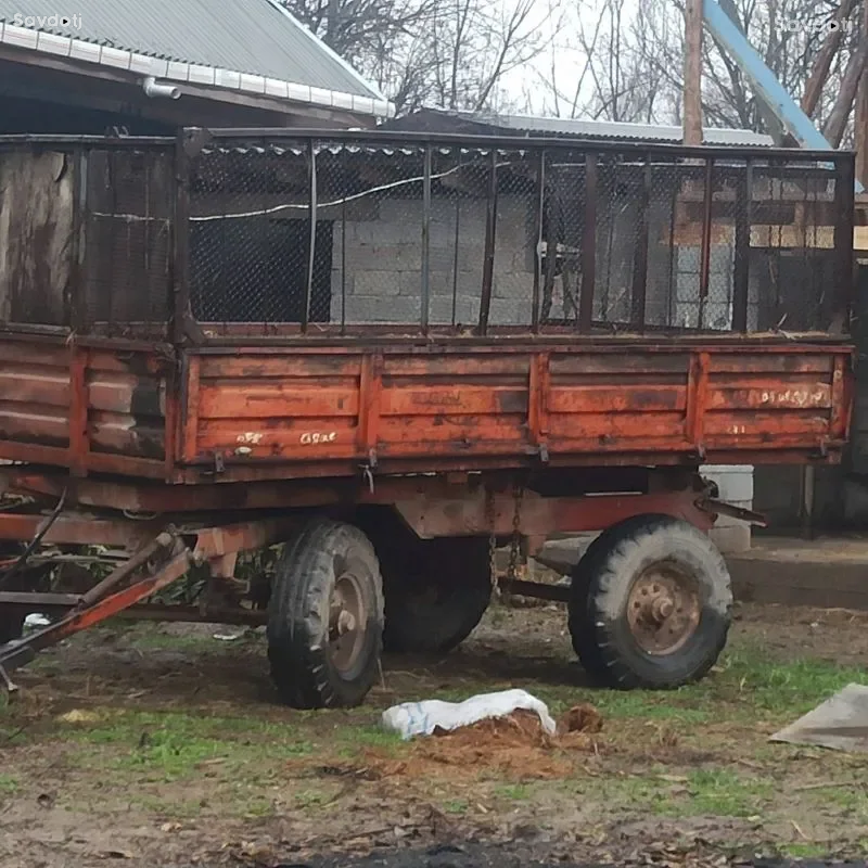 Трактор 82.1