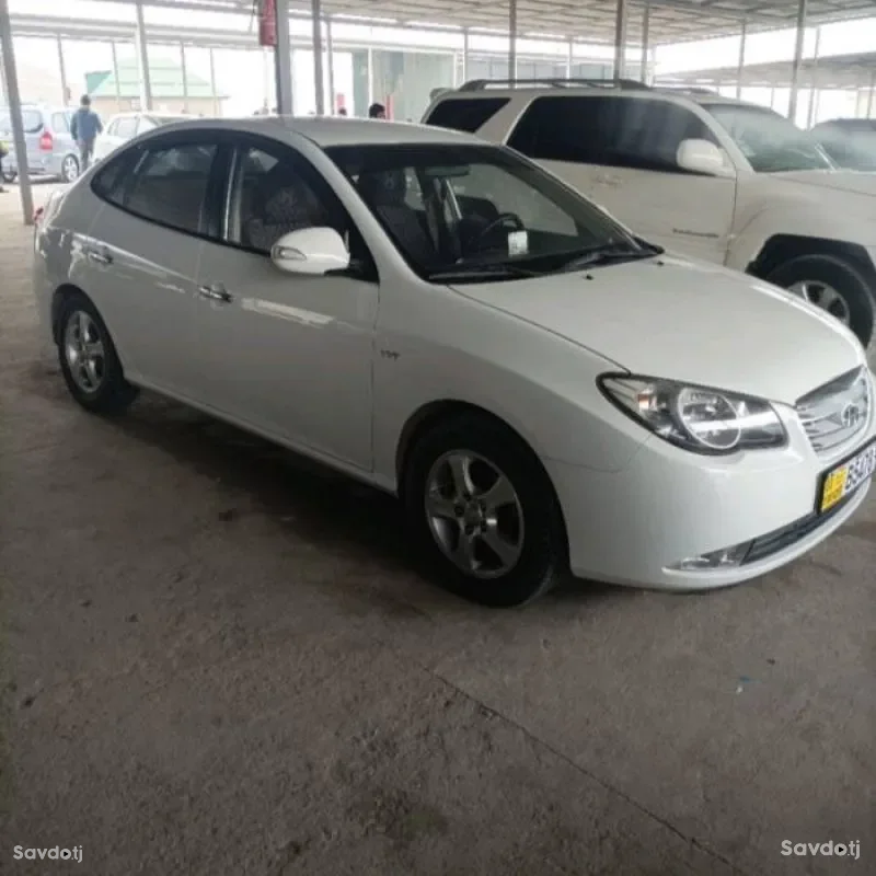 Hyundai Avante 2010