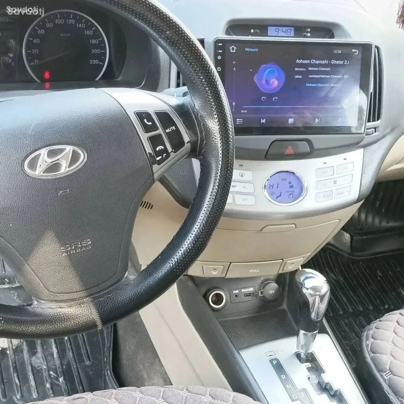 Hyundai Avante 2010