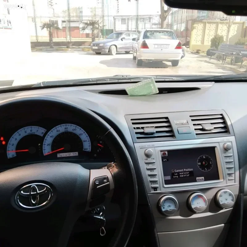 Toyota Camry 2010