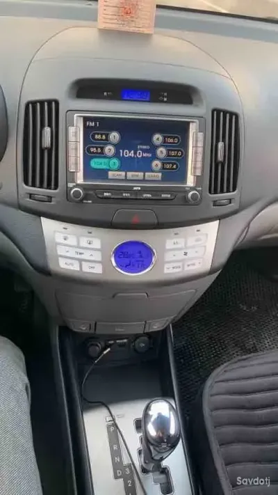 Hyundai Avante 2010