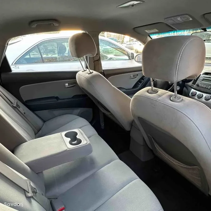 Hyundai Avante 2009