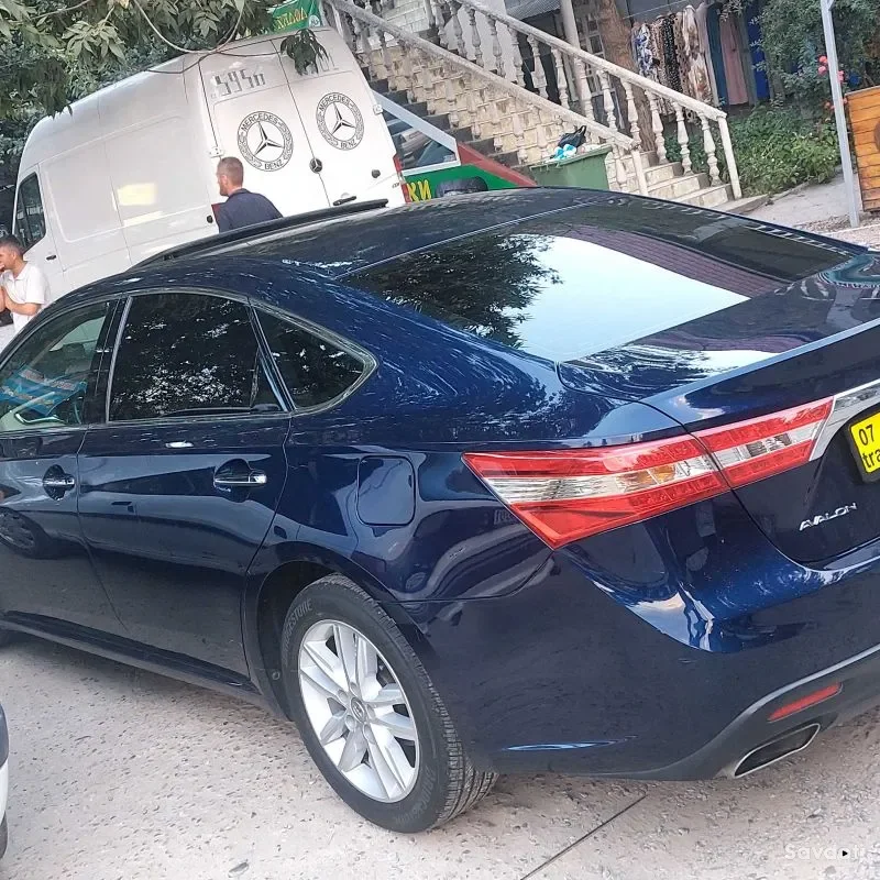 Toyota Avalon 2013