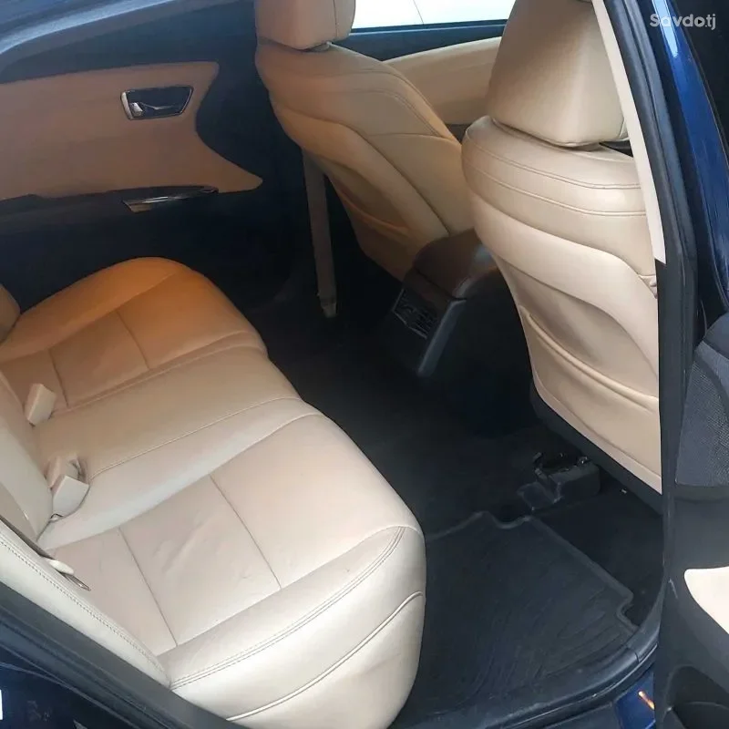 Toyota Avalon 2013