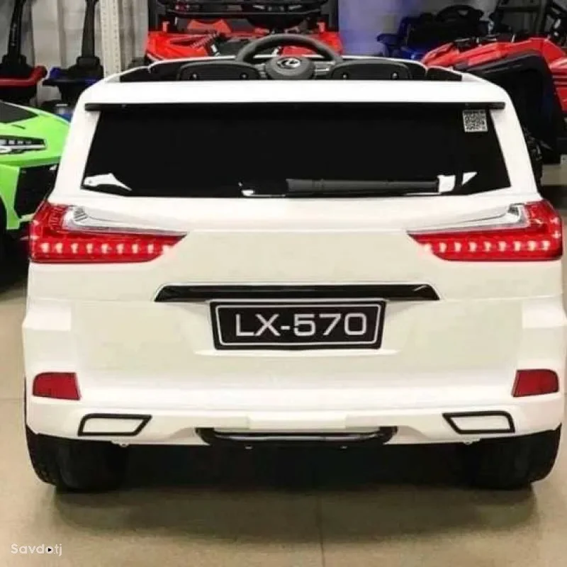 Мошинчаи кудакона LX 570