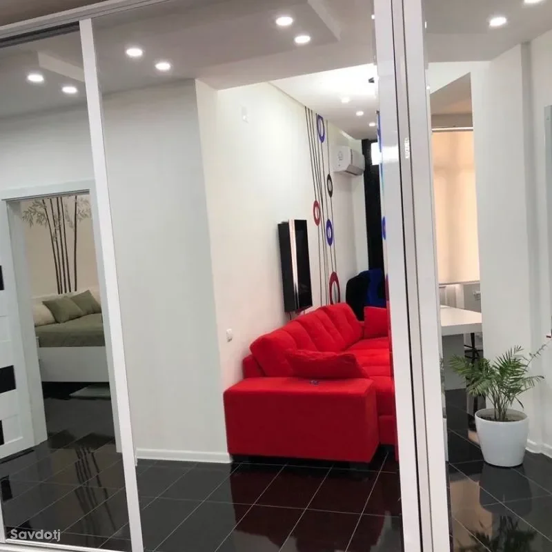 2-к квартира, 4 этаж, 65 м², центр