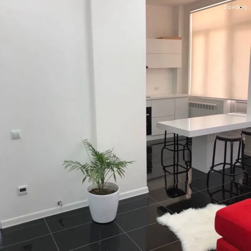 2-к квартира, 4 этаж, 65 м², центр