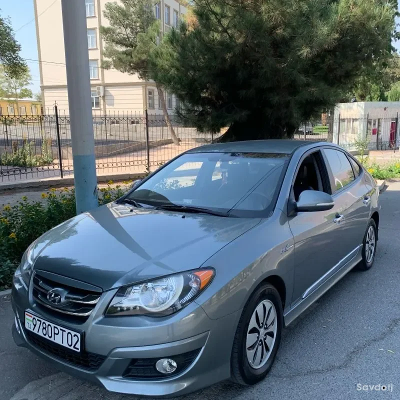 Hyundai Avante 2010