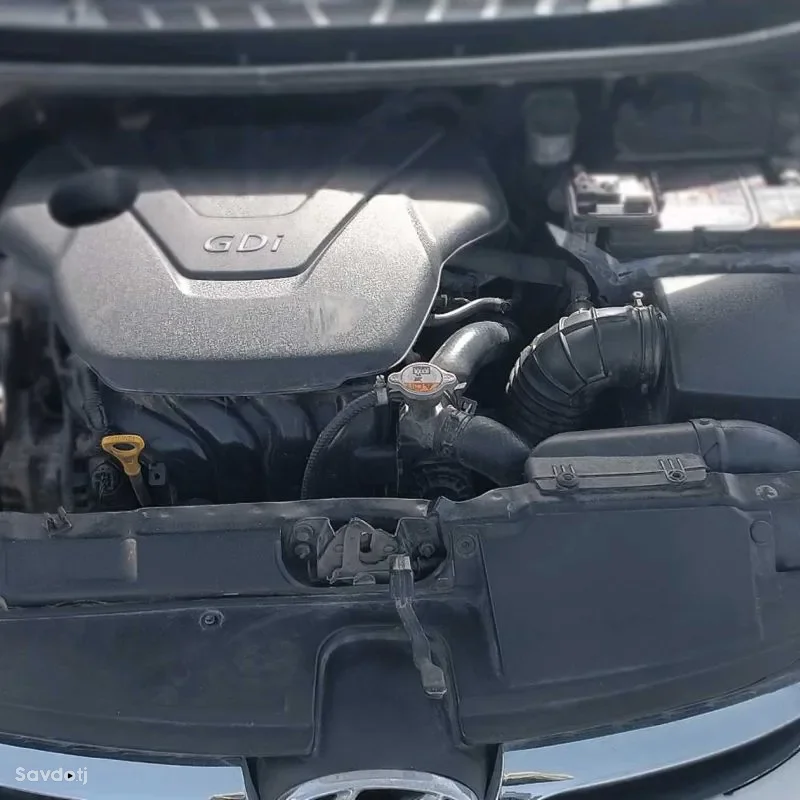 Hyundai Elantra 2013