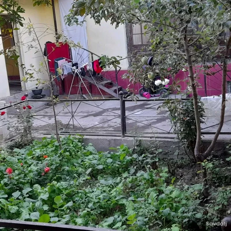 1 этажный, 4-комн. дом, 2 м²,  соток, худжанд
