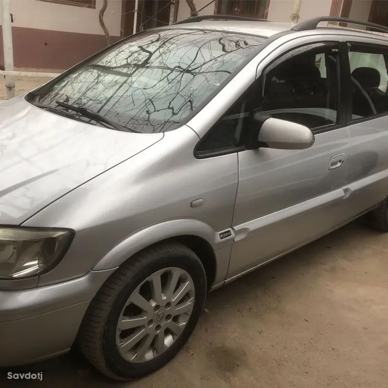 Opel Zafira 2005