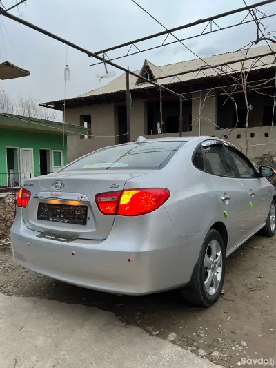 Hyundai Avante 2010