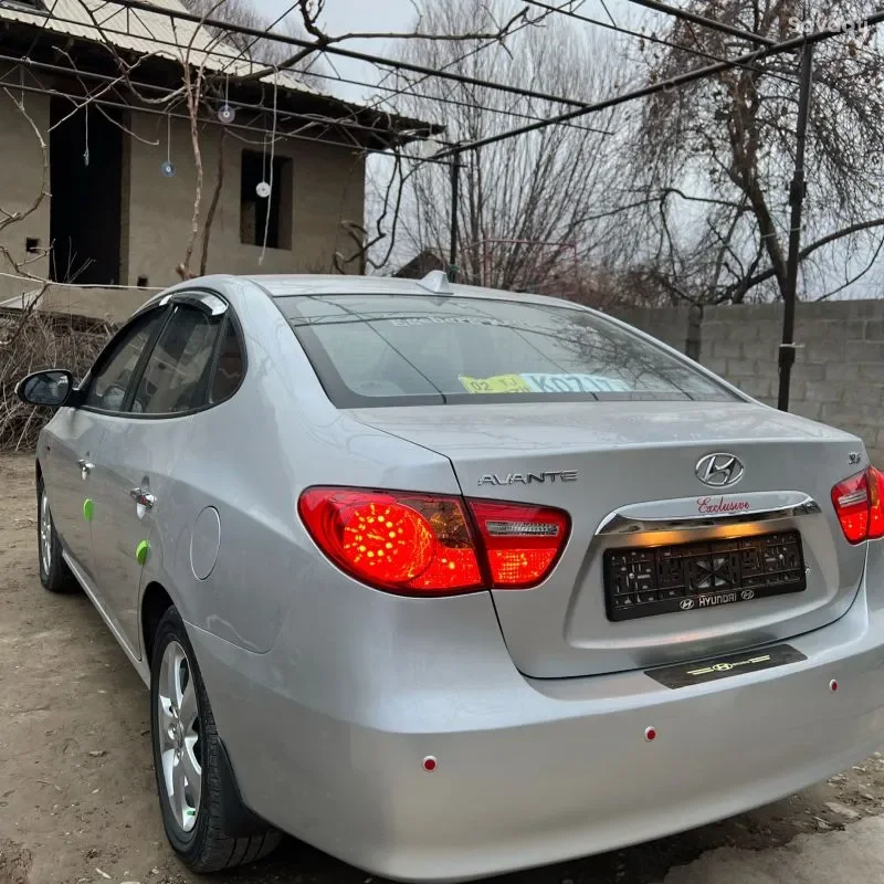 Hyundai Avante 2010