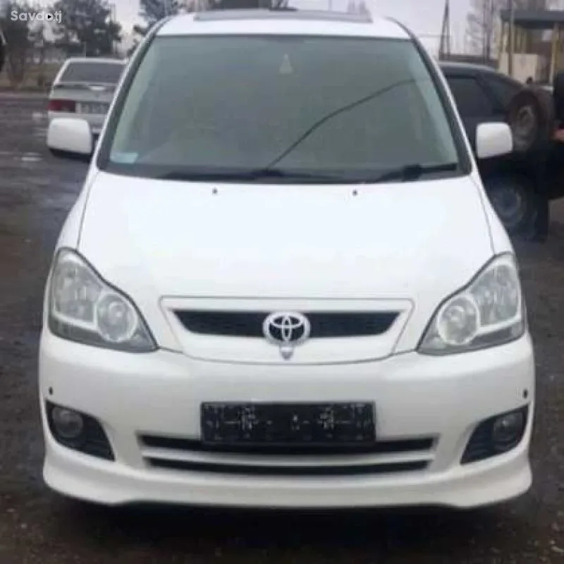 Лобовое стекло Toyota Ipsum