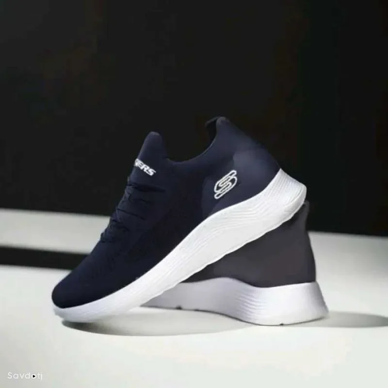 Кроссовки Skechers