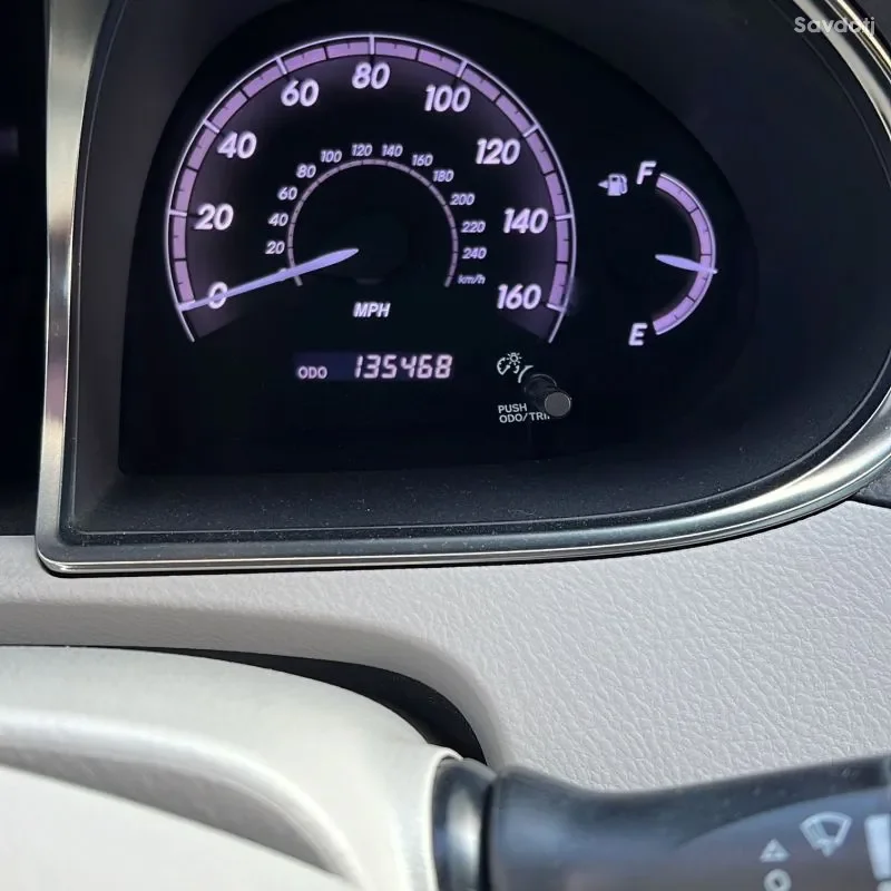 Toyota Avalon 2012