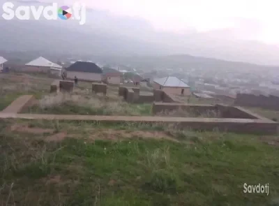 Постройка с земельным участком