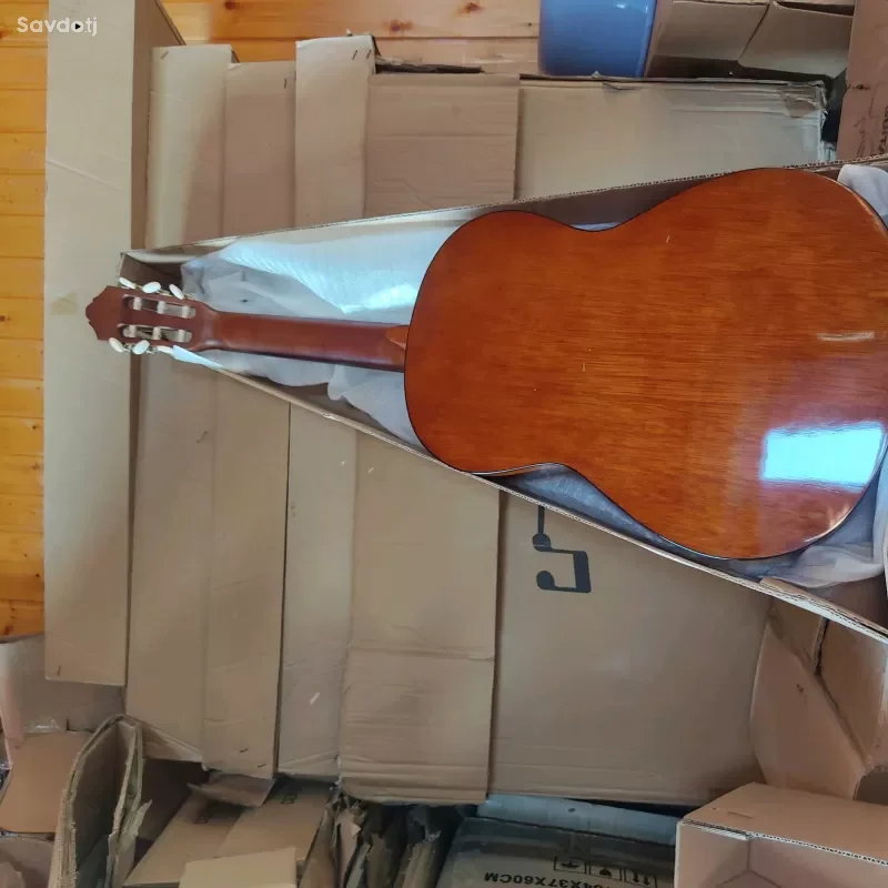 классическая гитара yamaha с 40 