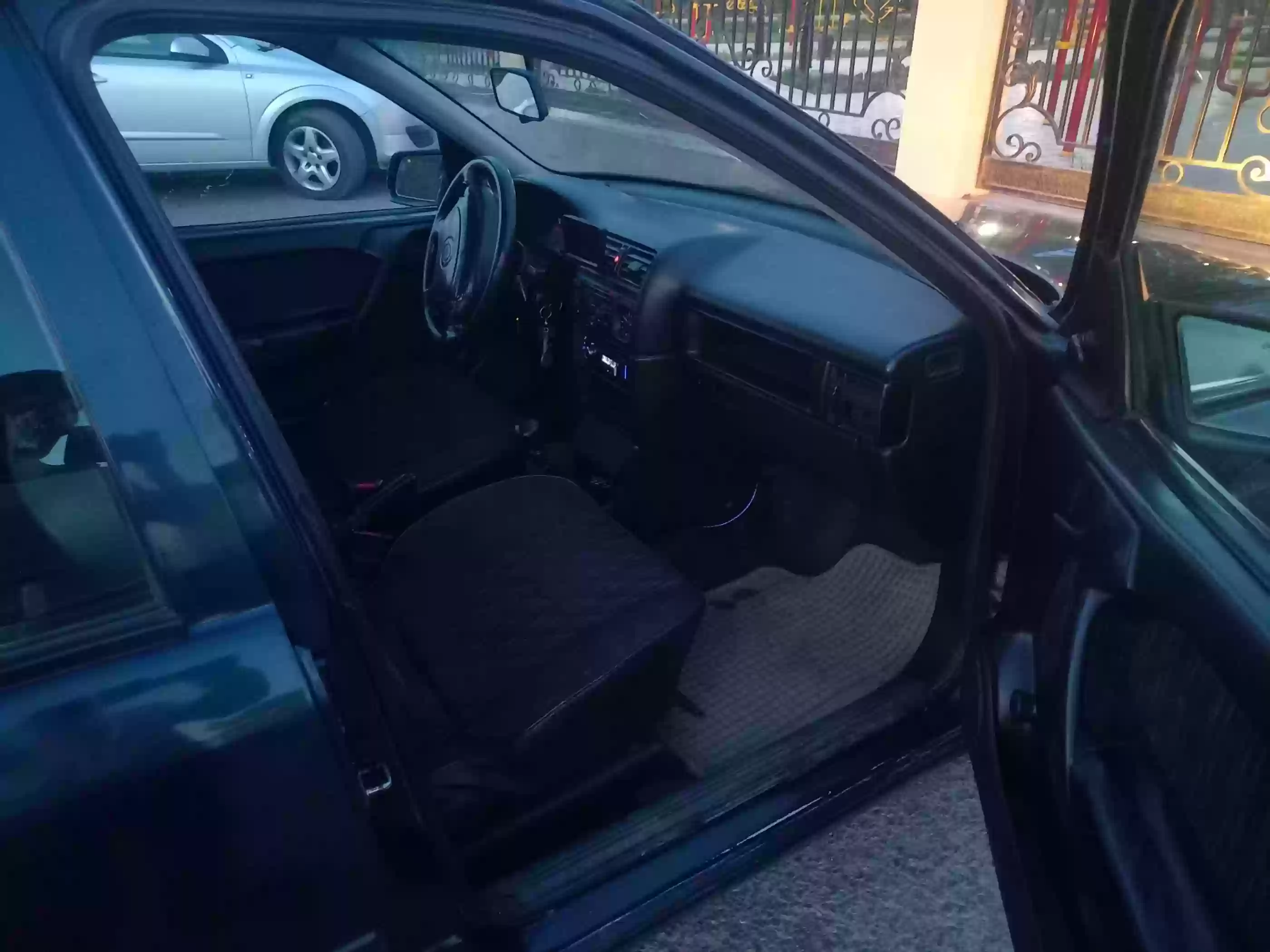 Opel Vectra a 1993