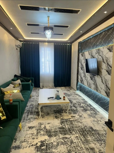 2-комн. квартира, 8 этаж, 80м², 18мкр — миниатюра 1