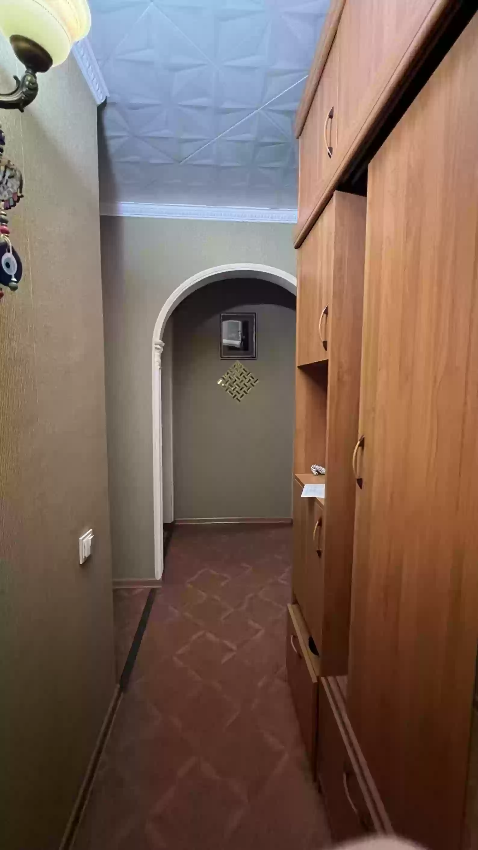 3-к квартира, 2 этаж, 68 м², Фирдавси