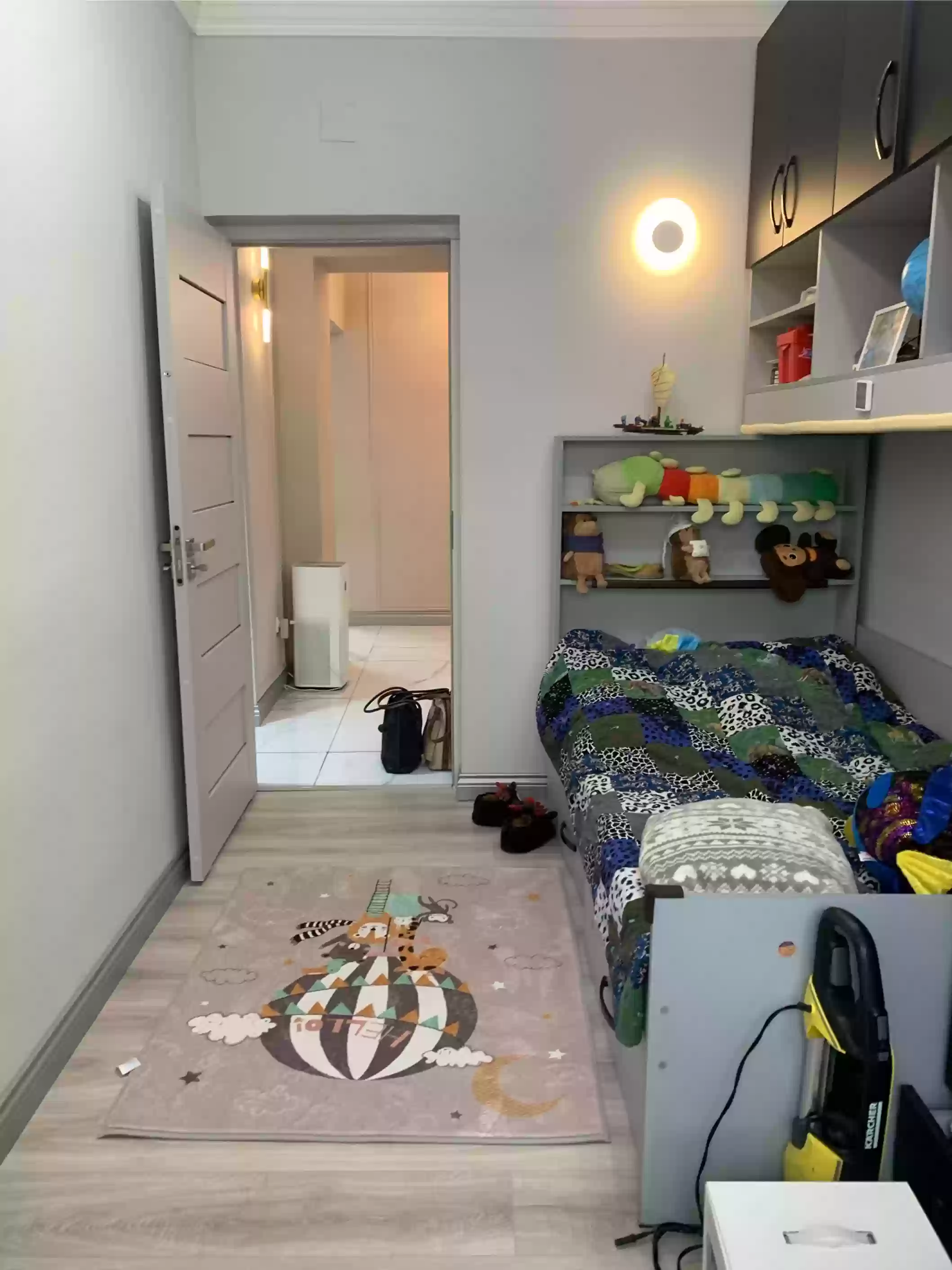 3-к квартира, 4 этаж, 60 м², 84-мик
