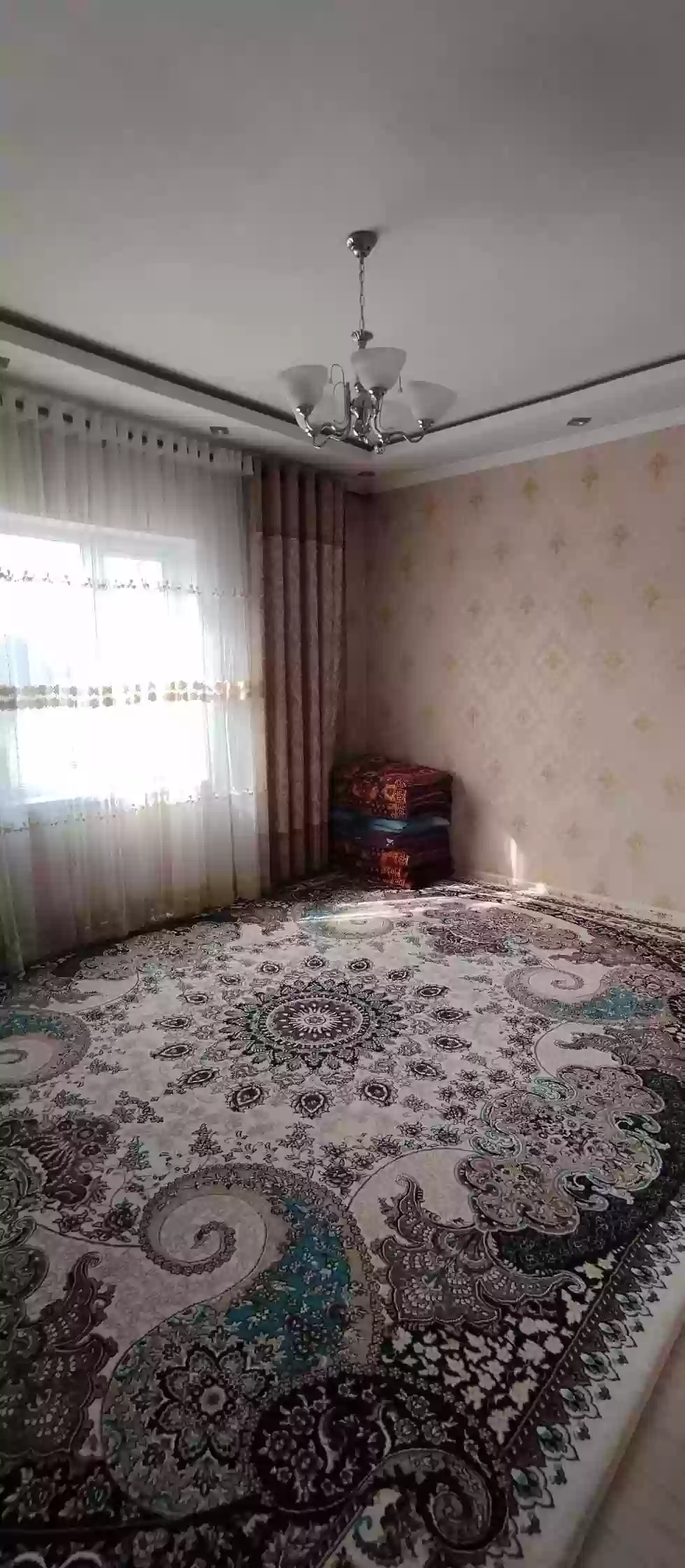 2-к квартира, 3 этаж, 40 м², фирдавси