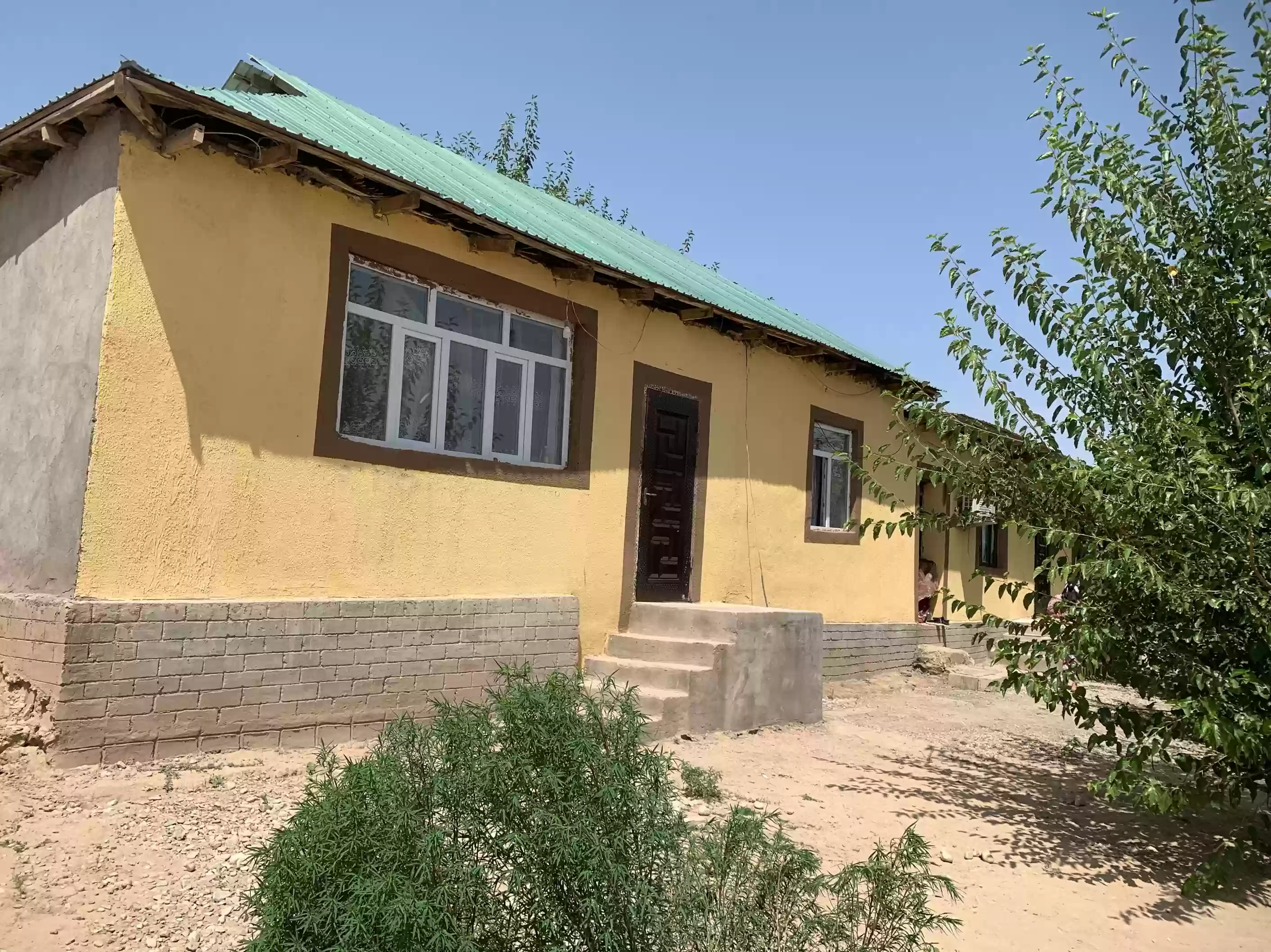 1 этажный, 4-комн. дом, 130 м², 8 соток, дангара