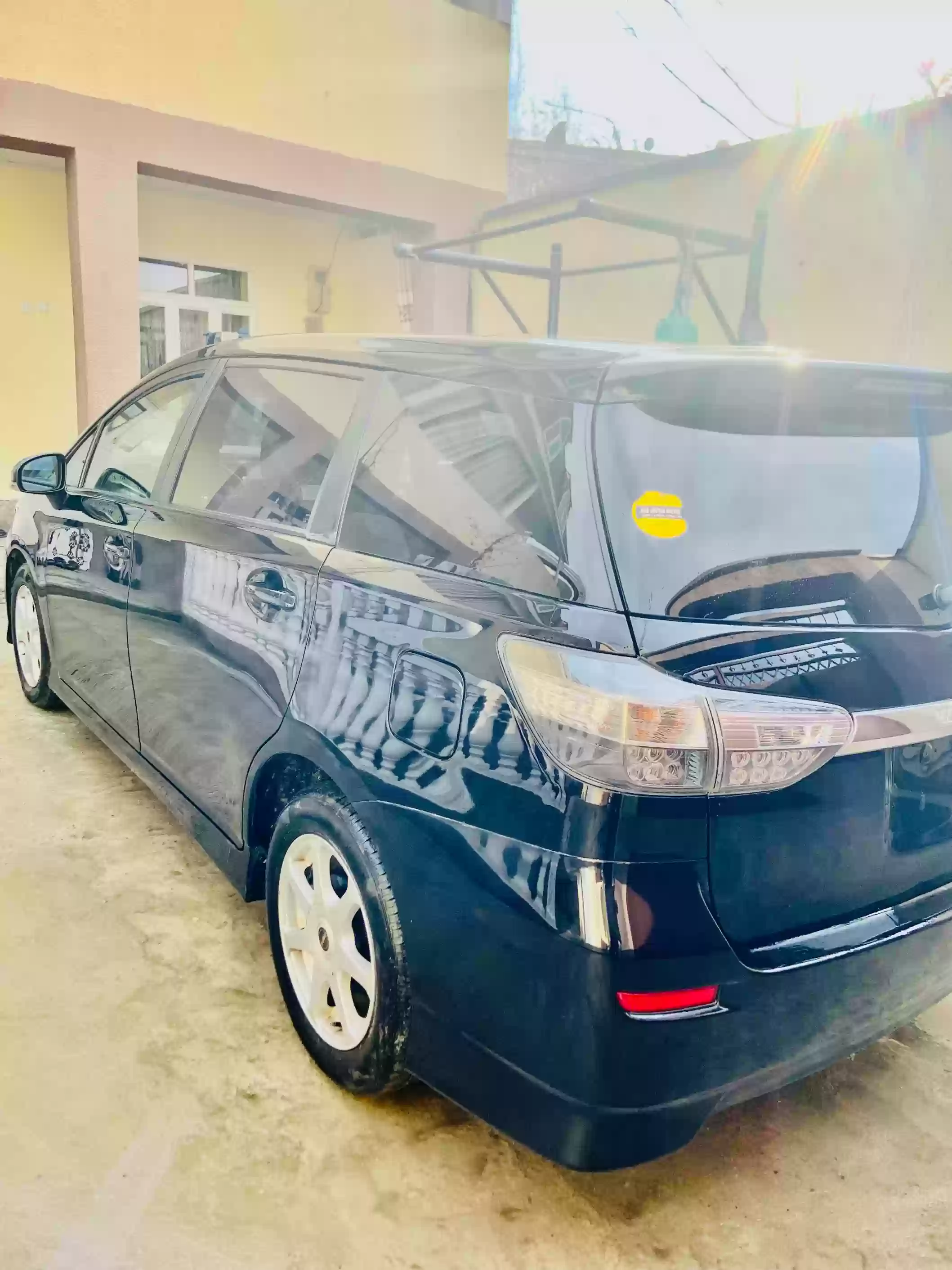 Toyota Wish 2014