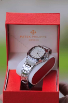 Часы PATEK PHILIPPE