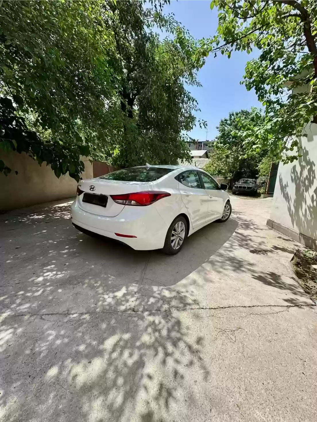 Hyundai Lantra 2014