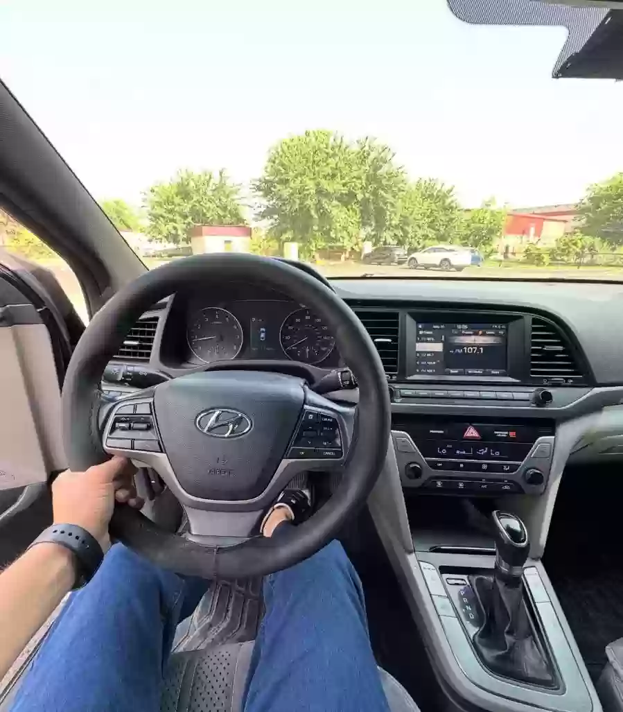 Hyundai Elantra 2017