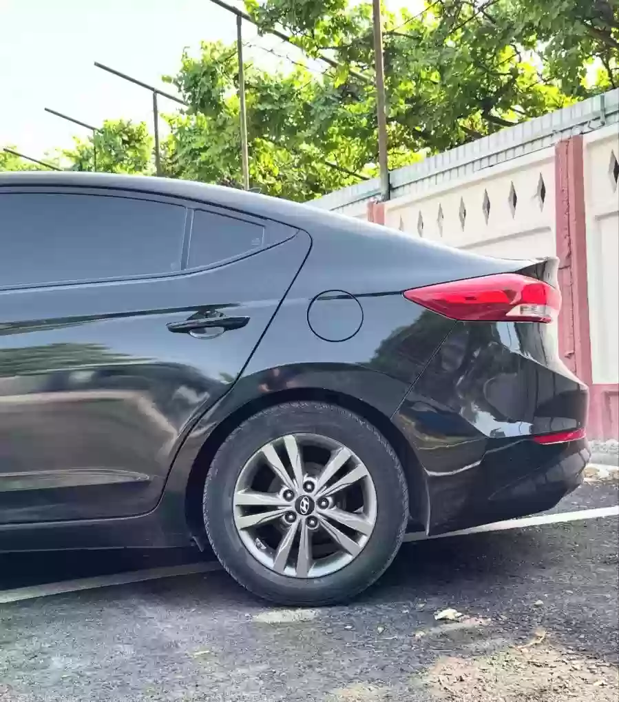 Hyundai Elantra 2017