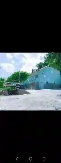 Постройка с земельным участком Алмоси д Неъматбои