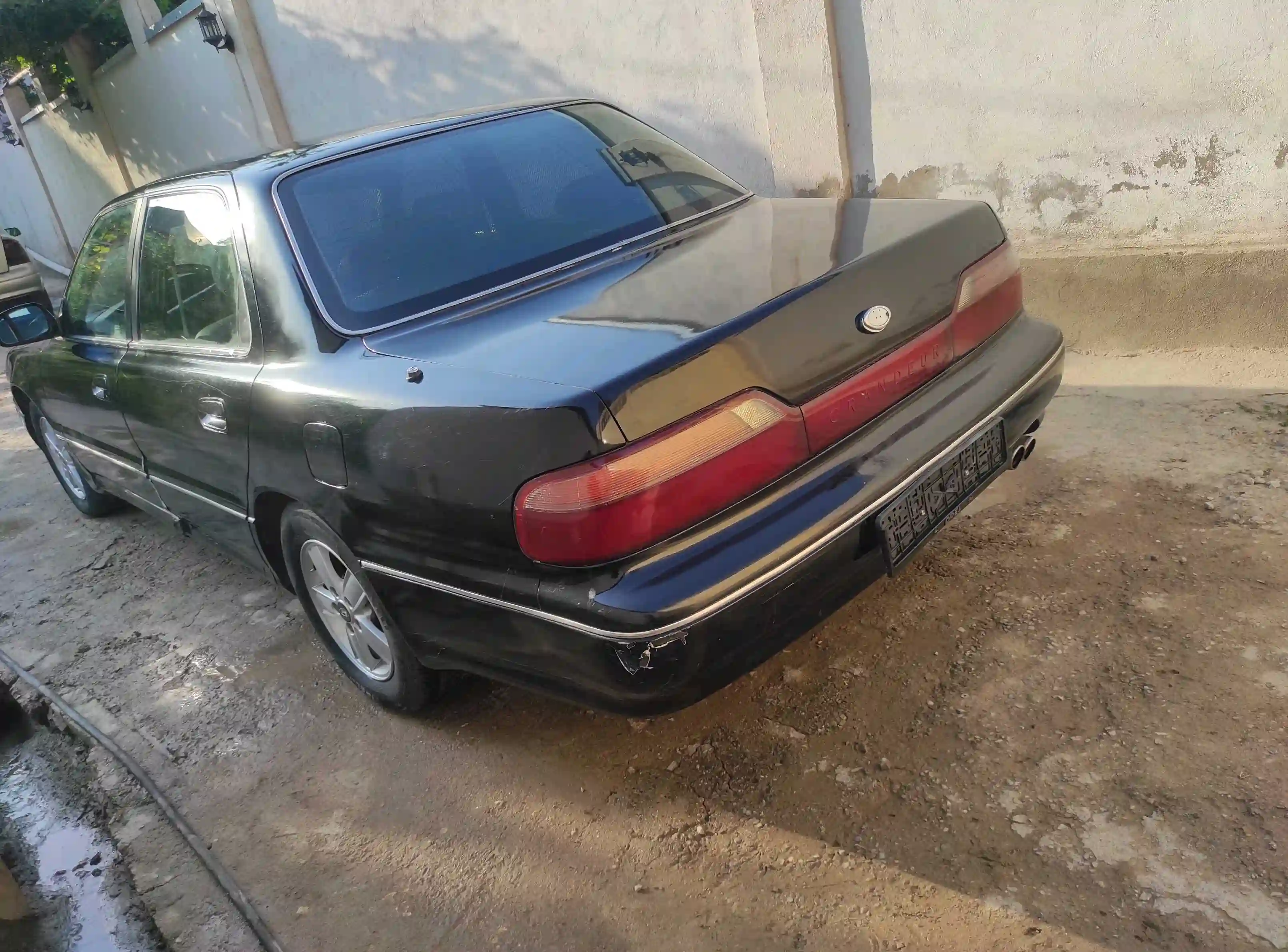 Hyundai Grandeur 1993
