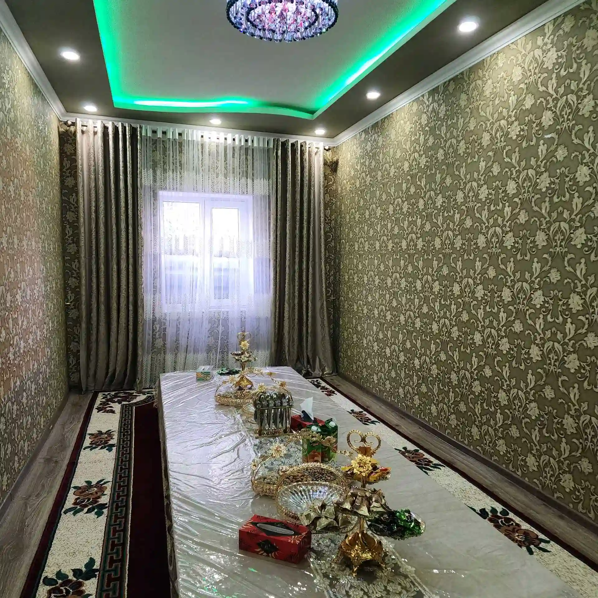 1 этажный, 5-комн. дом, 300 м², 3 соток, РУДАКИ