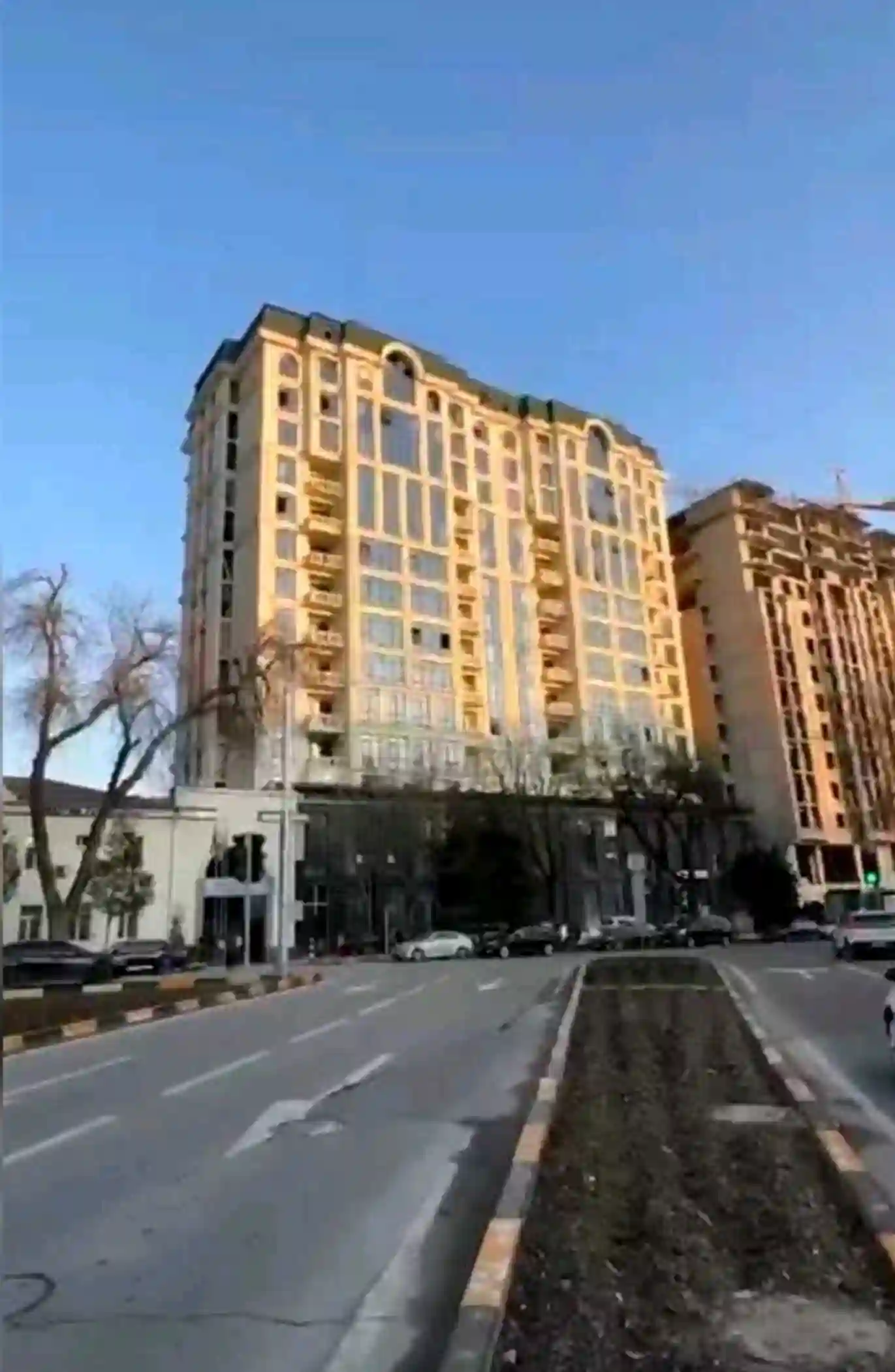 4-к квартира, 7 этаж, 163 м², Шохмансур