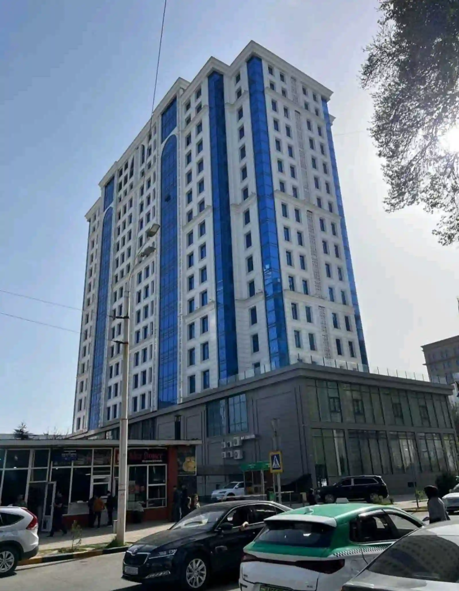 Продаётся коммерческое торговое помещение