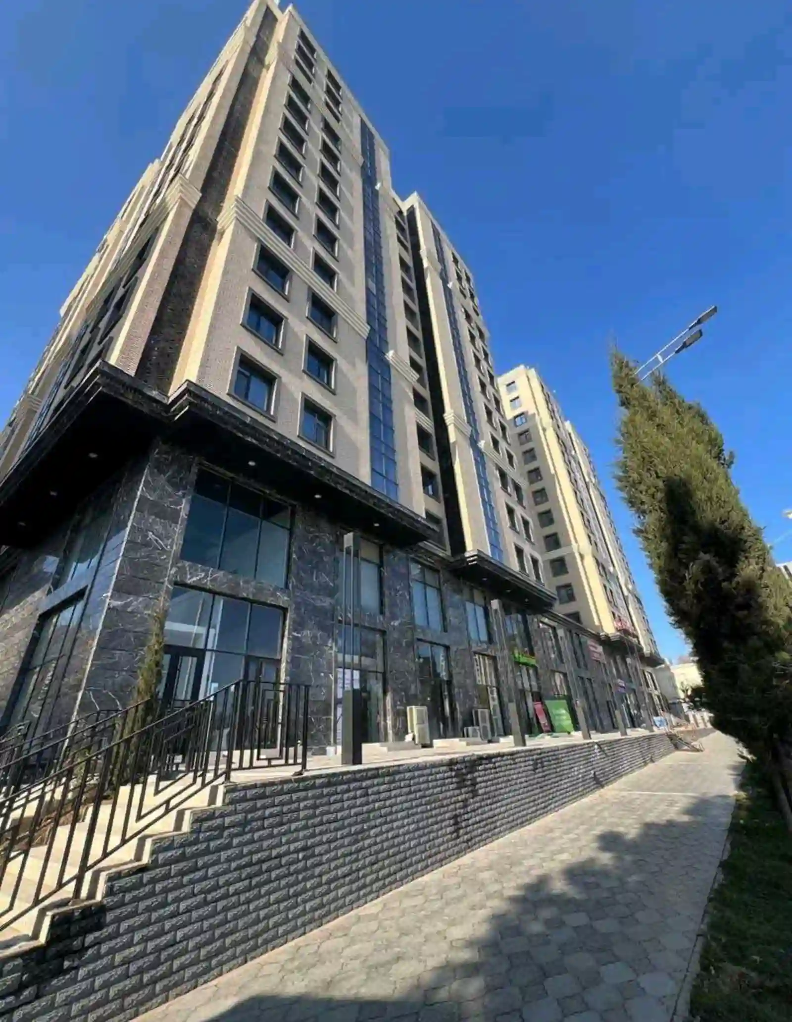 4-к квартира, 3 этаж, 171 м², Шохмансур